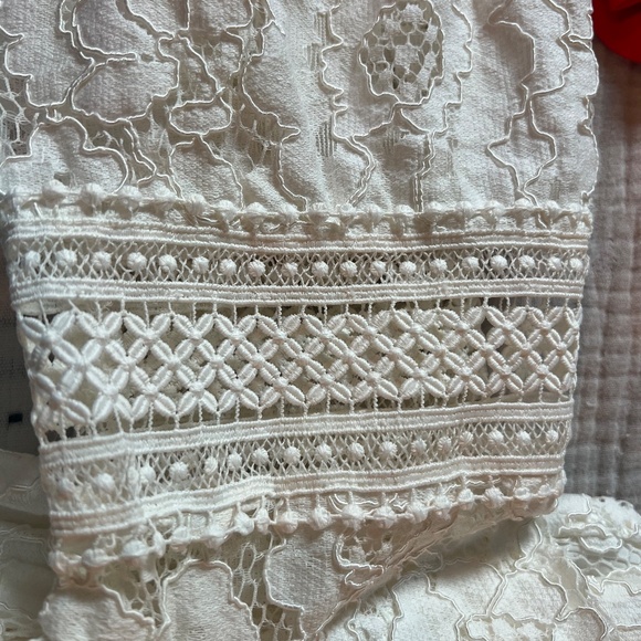 Women’s sculpted knee length dress - Picture 4 of 4